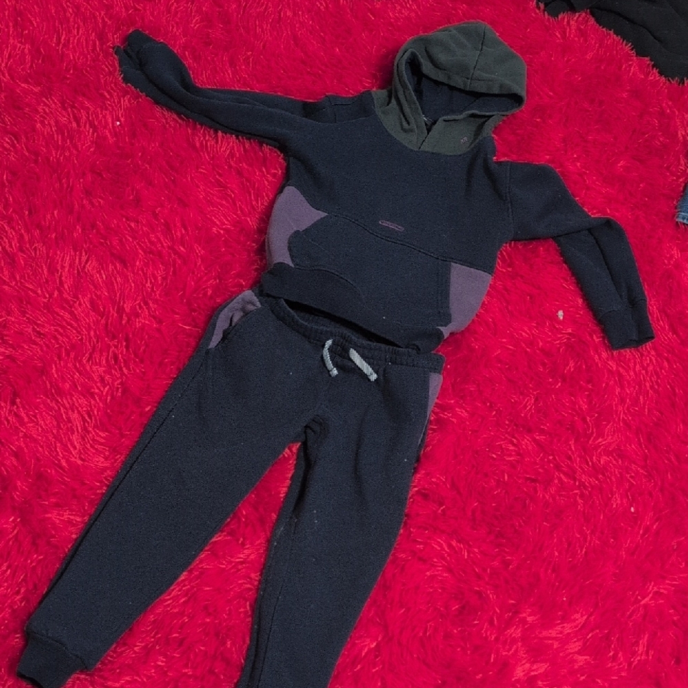 Volvolm Boys Black and Purple Hoodie Set